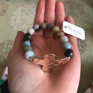 Cross beaded bracelet